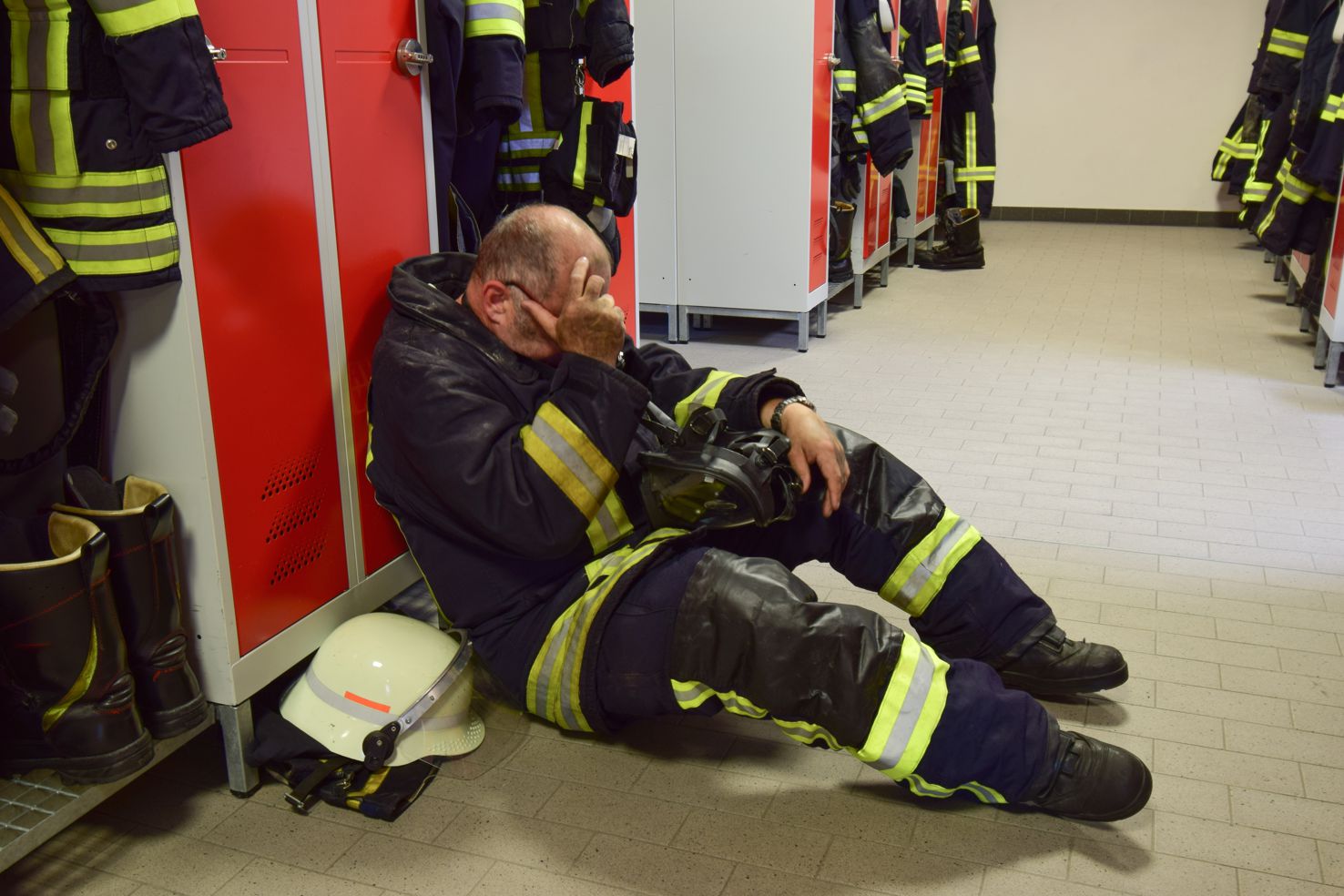 Feuerwehrmann nach Einsatz